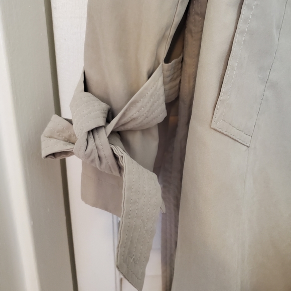 Spring trench coat by French Connection - Picture 7 of 16